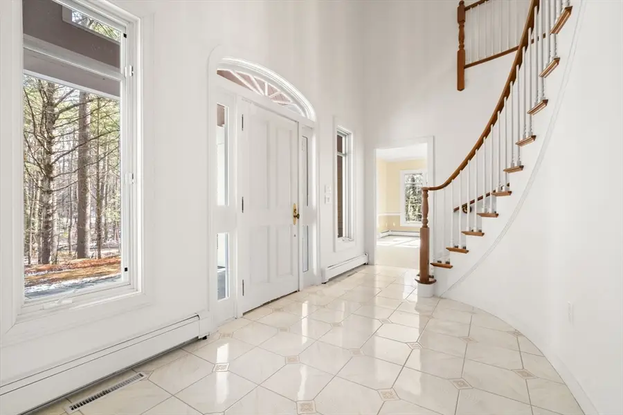 146 Aldershot Ln, Carlisle, MA 01741 - #2