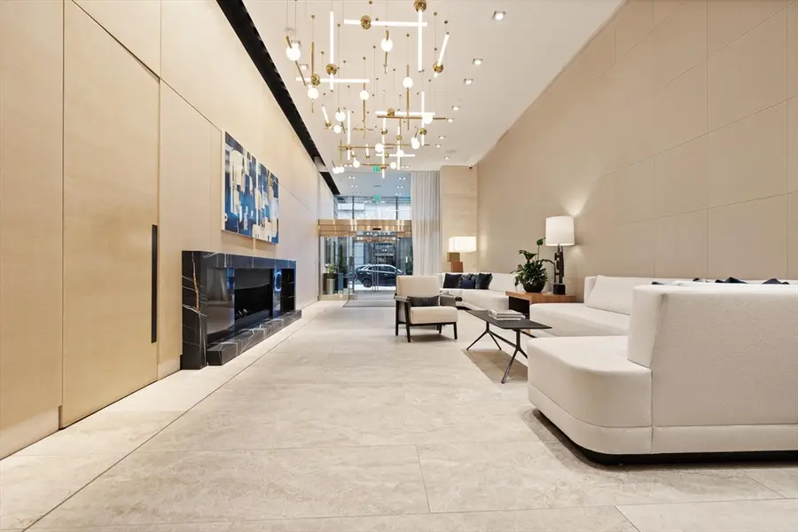 2 Avery Street #PH1H, Boston, MA 02111 - #2