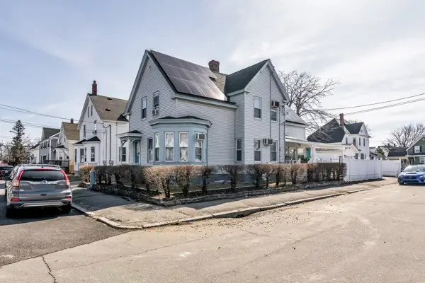 11 Cambridge St, Lawrence, MA 01843