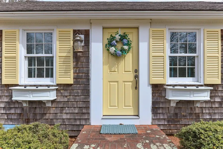 48 Bayview Cir, Osterville, MA 02655 - #2