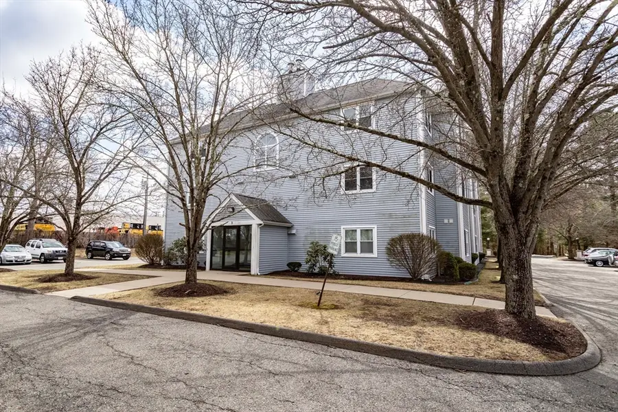 9 Longworth Ave #113, Brockton, MA 02301 - #2