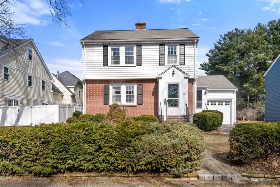 63 Donizetti St, Wellesley, MA 02482 - #3