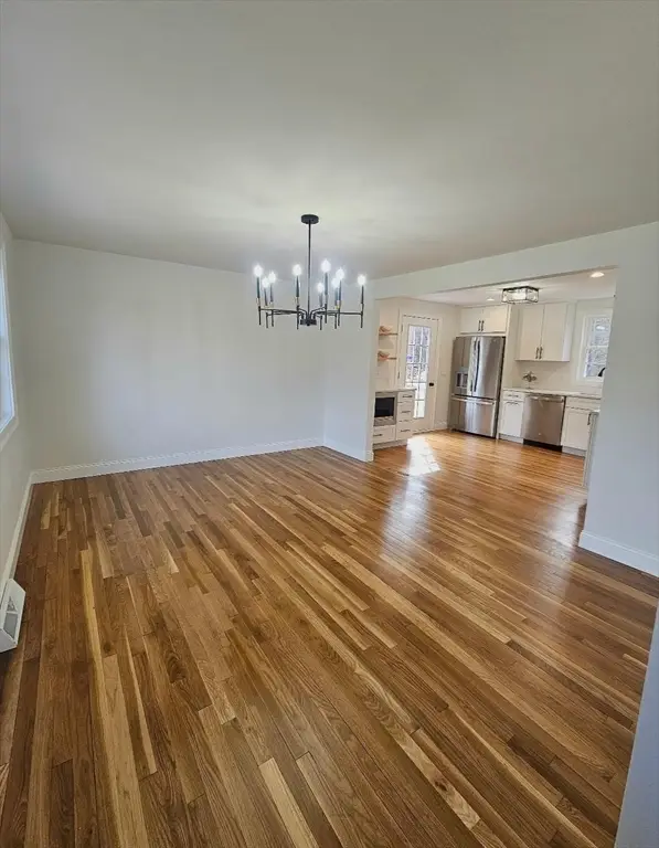 1094 Glebe St, Taunton, MA 02780 - #3