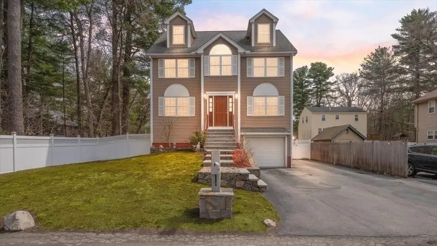 4 Doane St, Wilmington, MA 01887 - #3