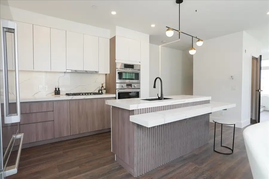 29 Woodford St #1, Boston, MA 02125 - #2