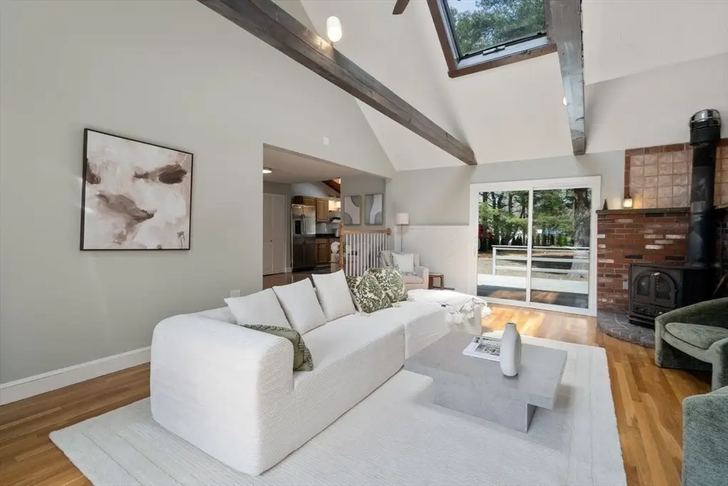 11 Winter St, Foxboro, MA 02035 - #1