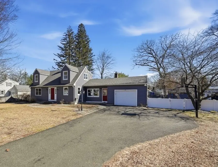 32 Oak Ln, Agawam Town, MA 01030 - #2