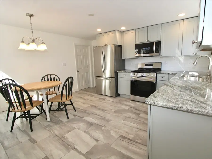 18 Palisades St, Worcester, MA 01604 - #3