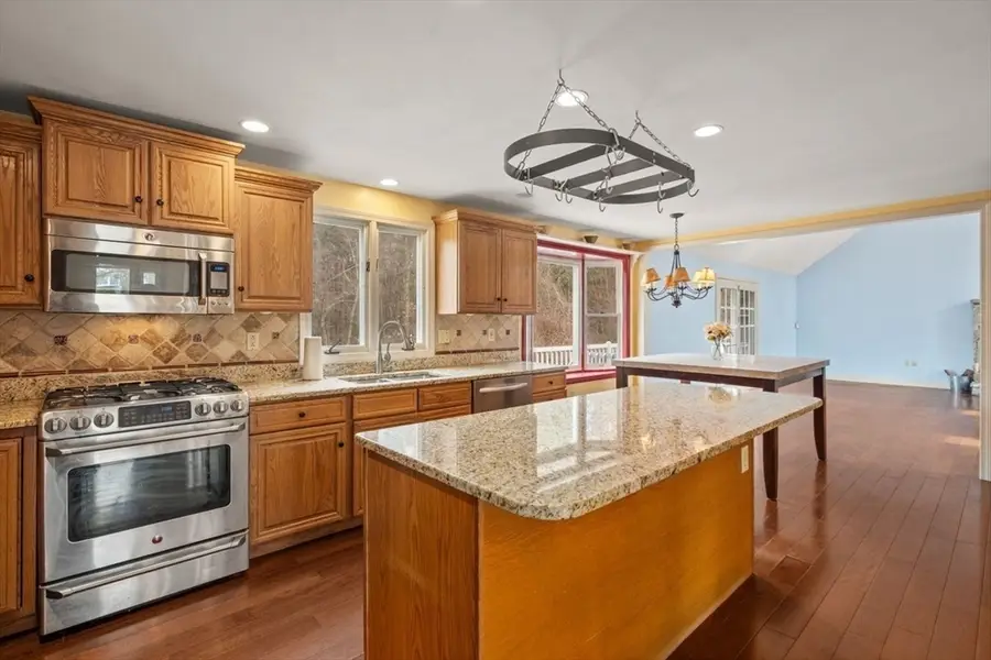 34 Sable Run Ln, Methuen, MA 01844 - #3