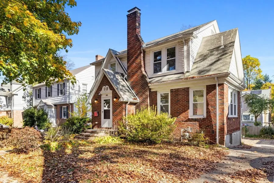 303 Russett Road, Chestnut Hill, MA 02467 - #2