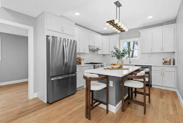 66 Stanley St #1, Boston, MA 02125