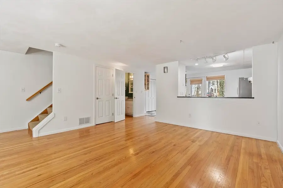 111 Brigham St #11B, Hudson, MA 01749 - #3