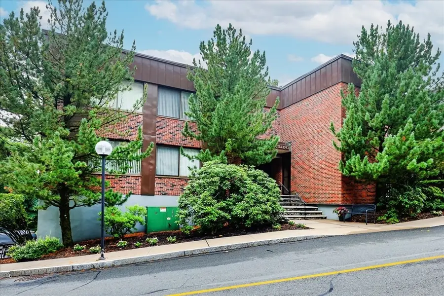 1008 Paradise Road #3N, Swampscott, MA 01907 - #3