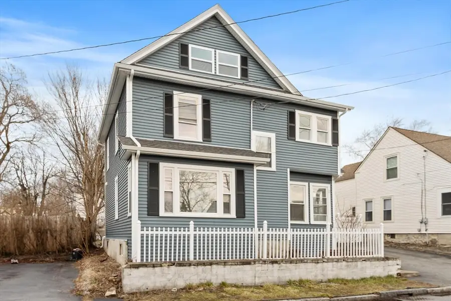 23 Emery St, Lowell, MA 01851 - #2