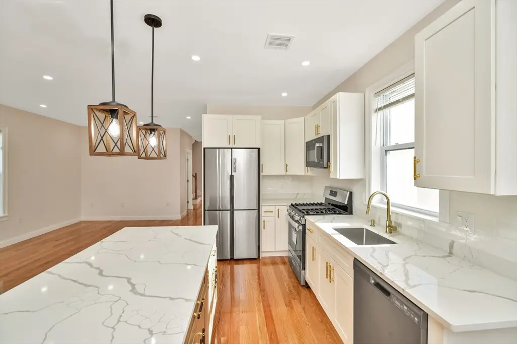 30 Hiawatha Rd, Boston, MA 02126 - #1