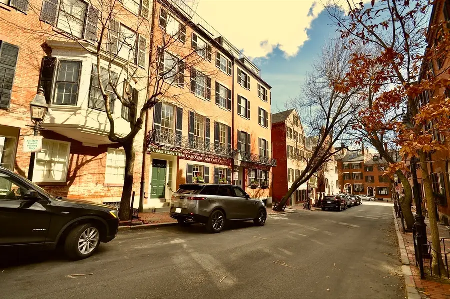 9 West Cedar St, Boston, MA 02108 - #2