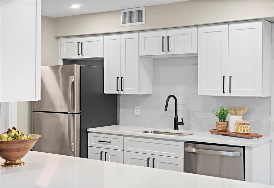 6 Beals Cove Rd #H, Hingham, MA 02043 - #2