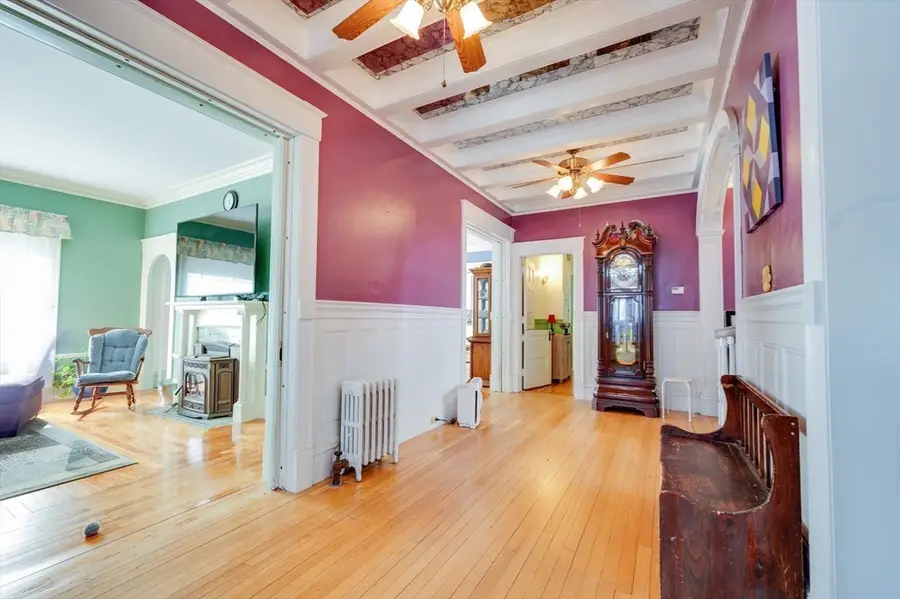 23 Germain St, Worcester, MA 01602 - #3