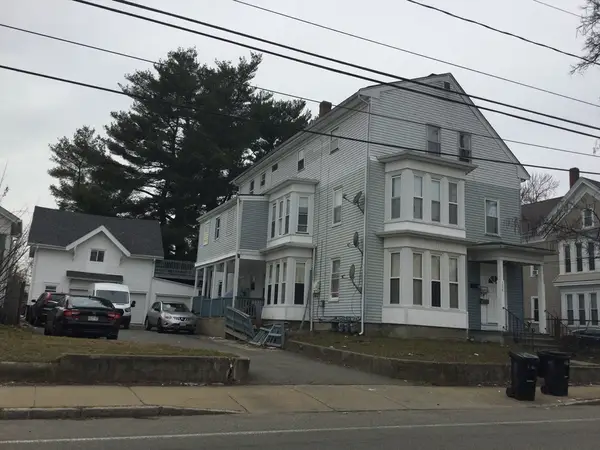 1027 Warren Ave, Brockton, MA 02301