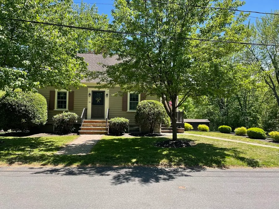 34 Plymouth Rd #34, Reading, MA 01867 - #3