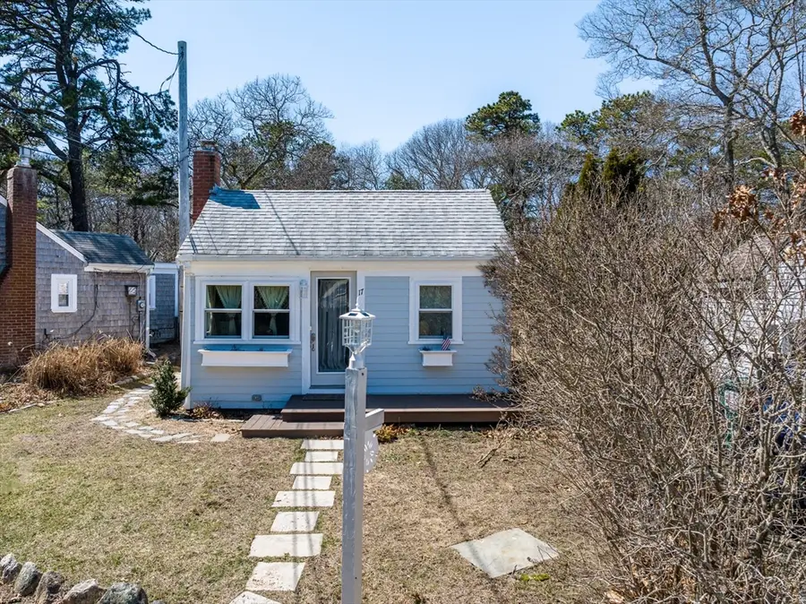 17 Ploughed Neck Rd, East Sandwich, MA 02537 - #2