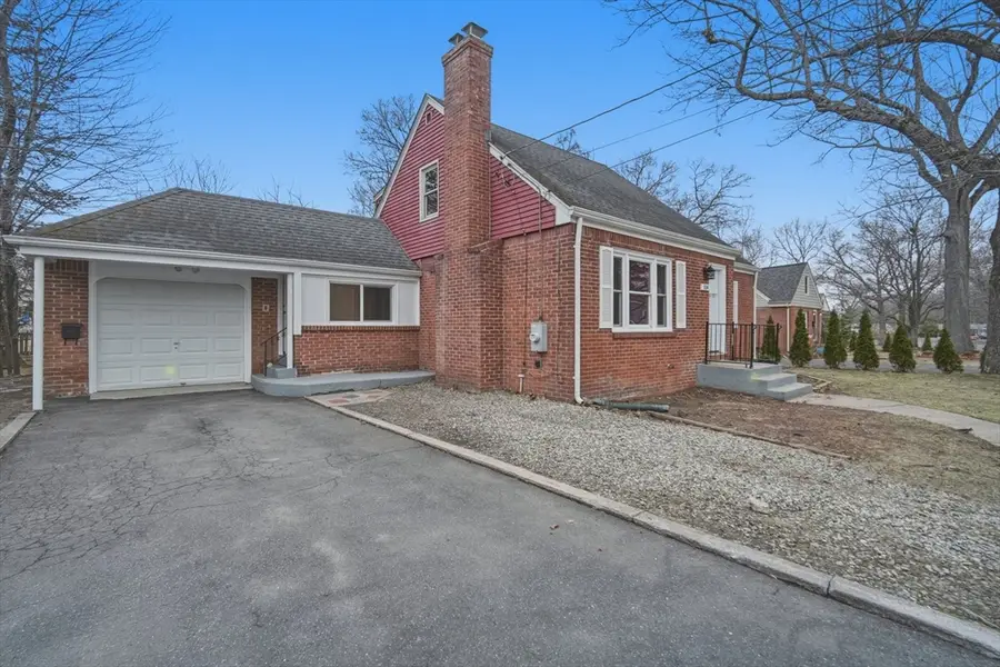 104 Pittroff Ave, South Hadley, MA 01075 - #3