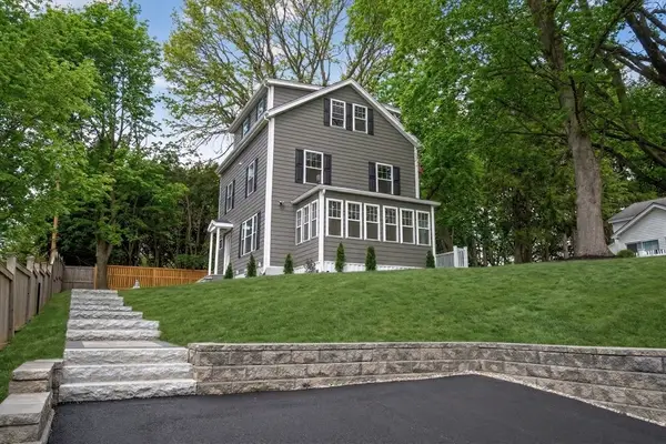 10 Johnson Street, Newburyport, MA 01950