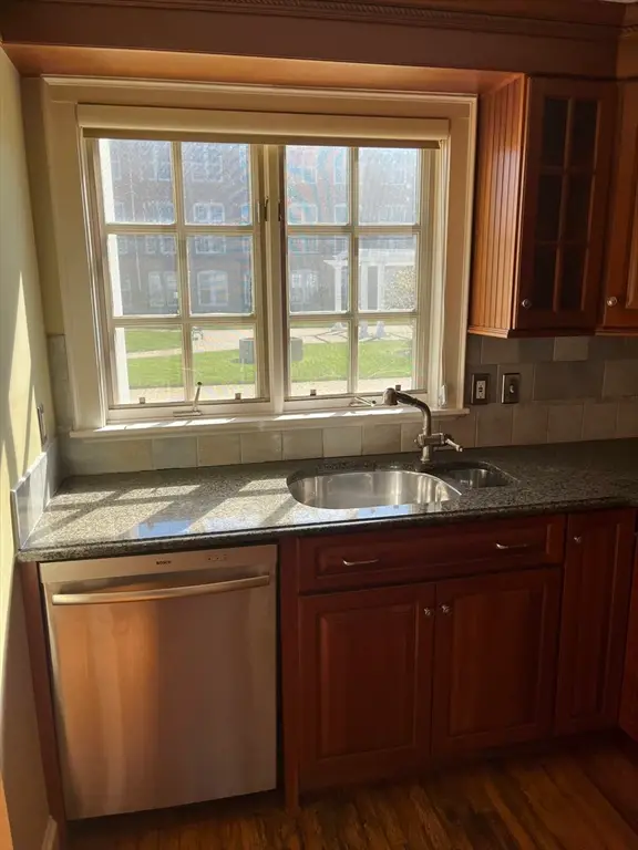 5 Munroe St #5, Newburyport, MA 01950 - #2