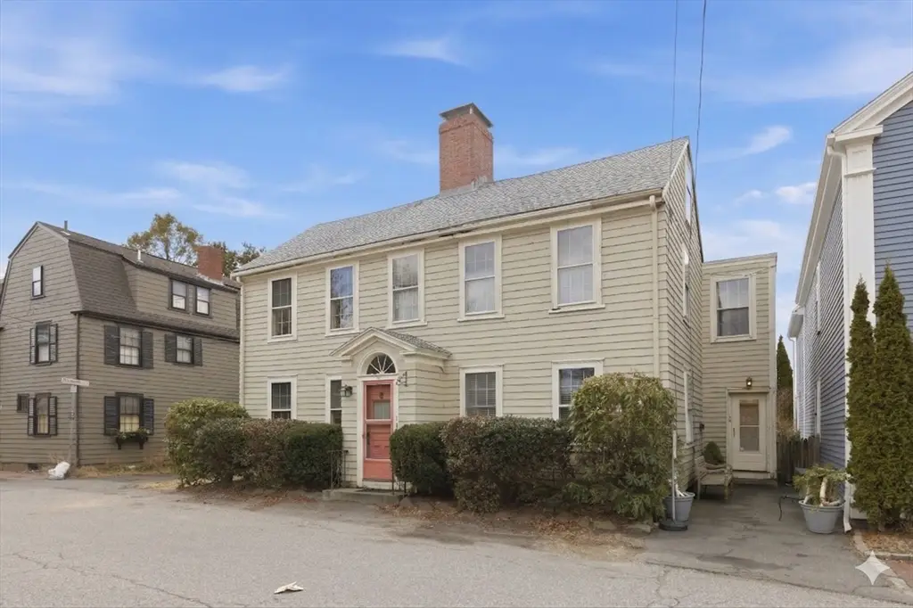 9 Waldron Court, Marblehead, MA 01945 - #1