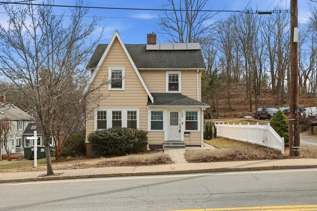 138 Pleasant St, Woburn, MA 01801 - #1