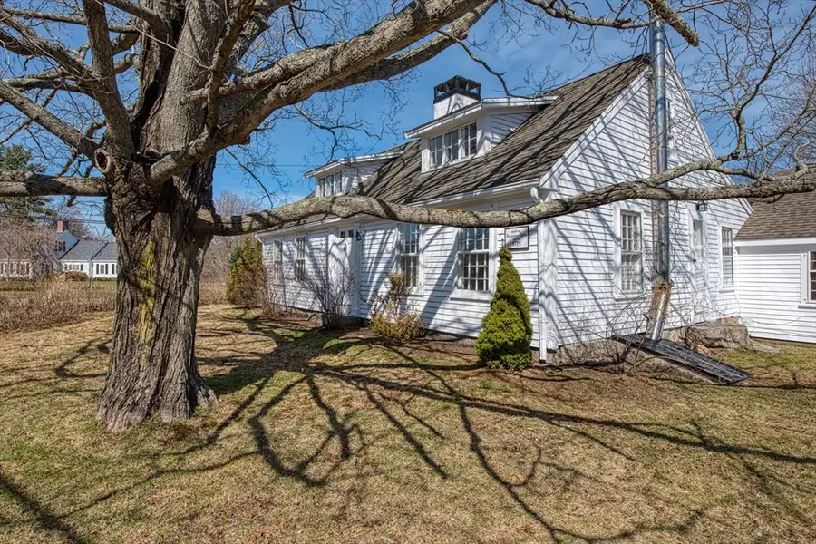 569 Main Street, Hanover, MA 02339 - #2