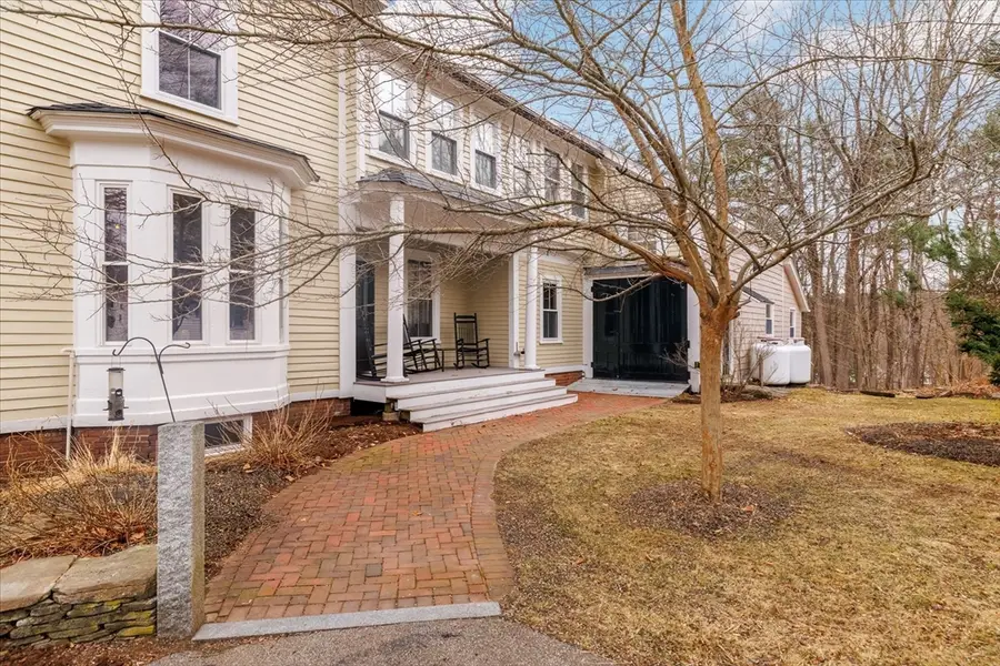 14 Maple Street, Sturbridge, MA 01566 - #3