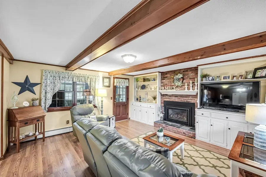 16 Brentwood Dr, Wilbraham, MA 01095 - #2