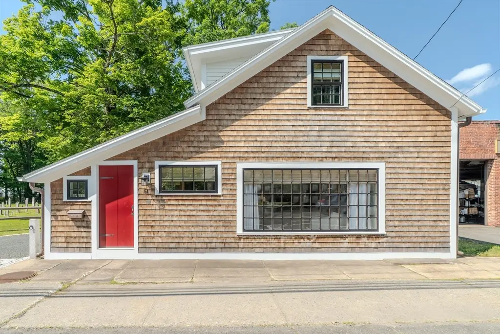 14 Sugarloaf St, South Deerfield, MA 01373 - #1