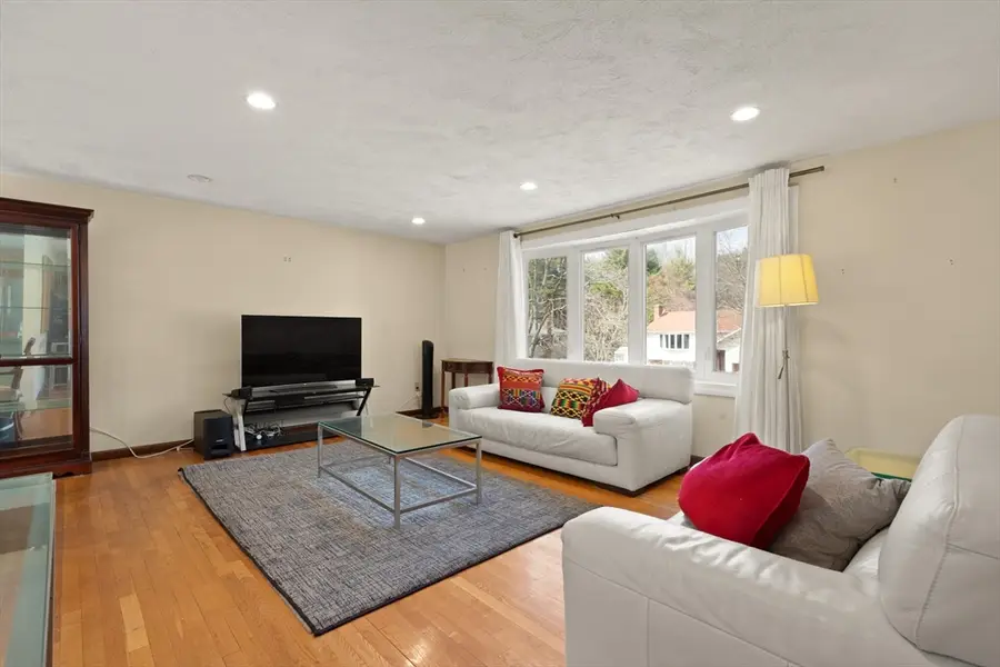 26 Sandy Ridge Cir, Sharon, MA 02067 - #3