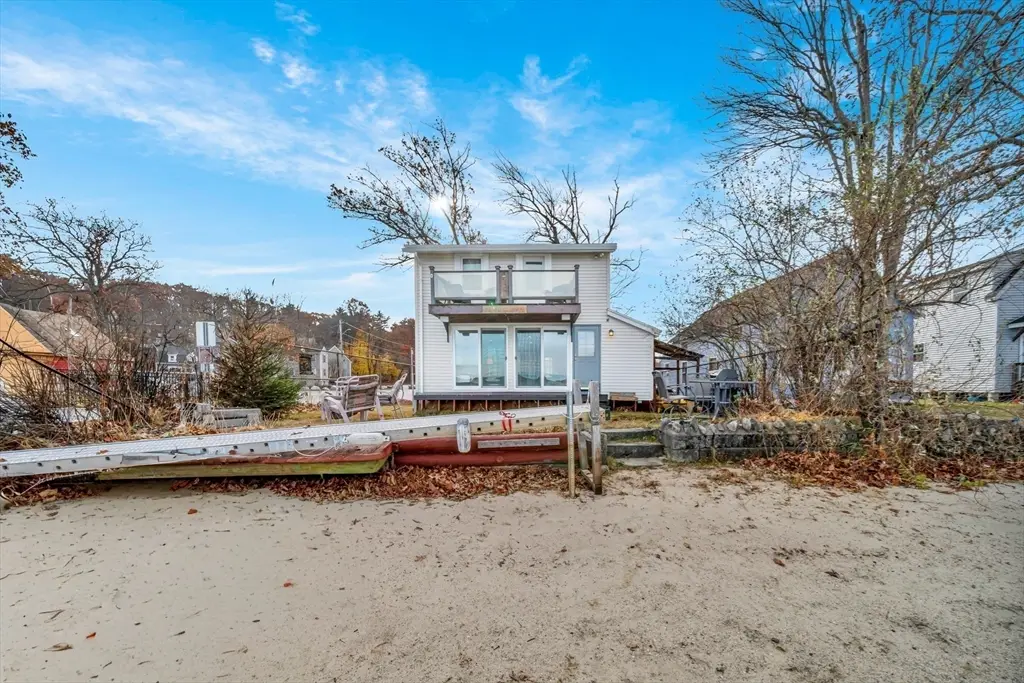 1 Bisson Ln, Merrimac, MA 01860 - #1