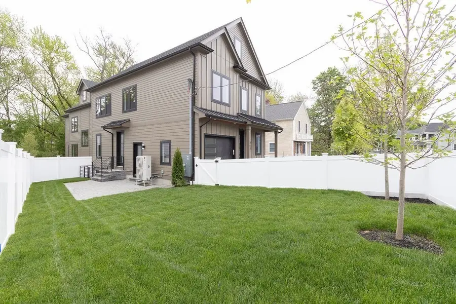 356 Linwood Ave #1, Newton, MA 02460 - #2