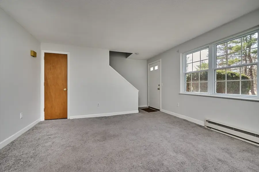 252 West St #13, Amherst, MA 01002 - #3