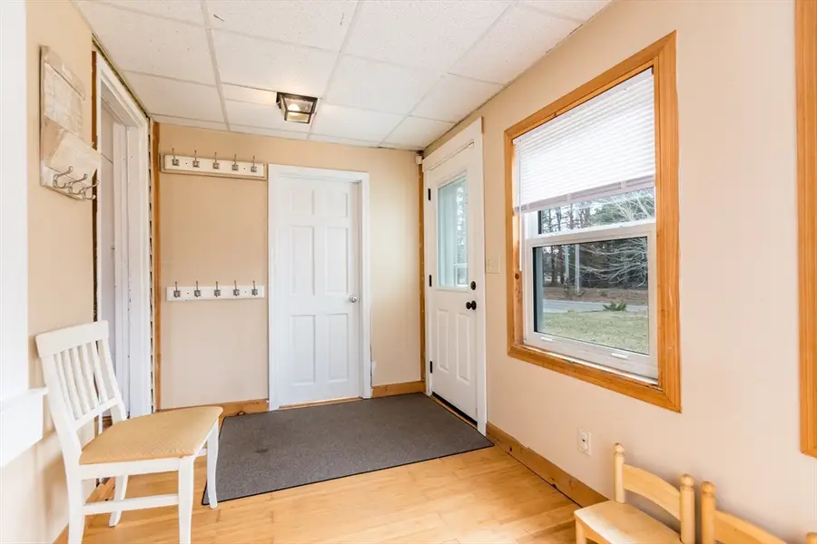 137 Fearing Hill Rd, Wareham, MA 02576 - #3