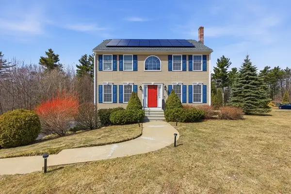 38 Foster Ct, Gardner, MA 01440