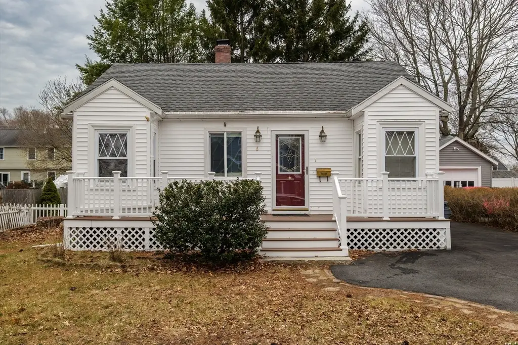 6 Hayes Ave, Beverly, MA 01915 - #1