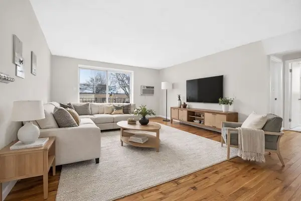 8 Kittredge St #10, Boston, MA 02131