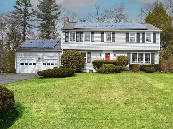 6 Barry Drive, Framingham, MA 01702