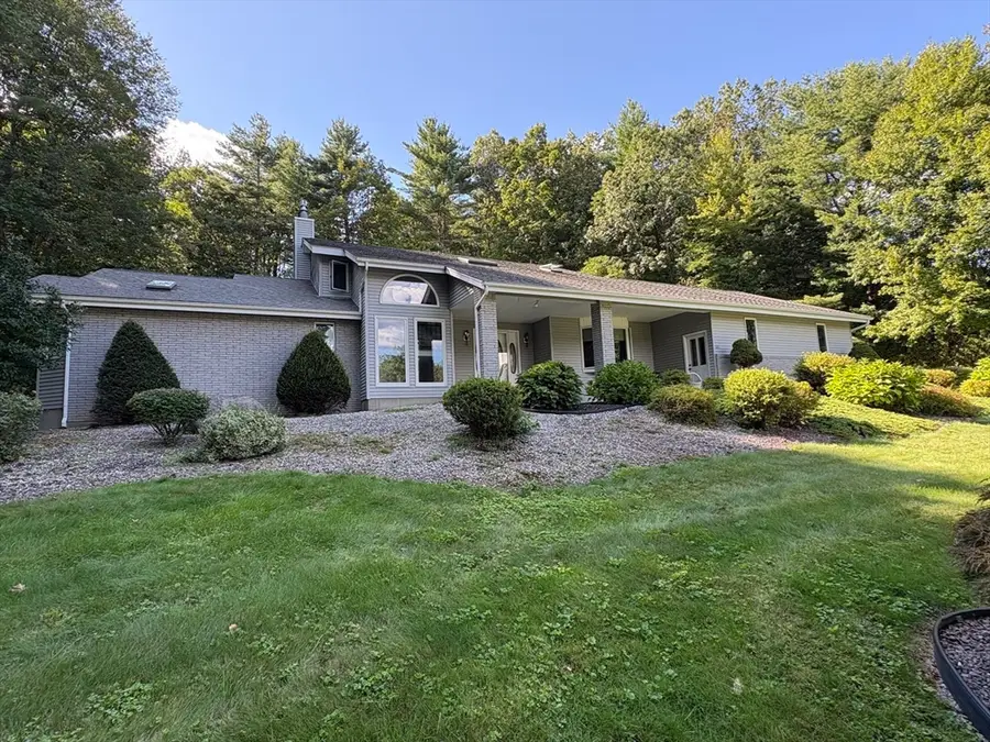 321 Westerly Cr., Ludlow, MA 01056 - #3