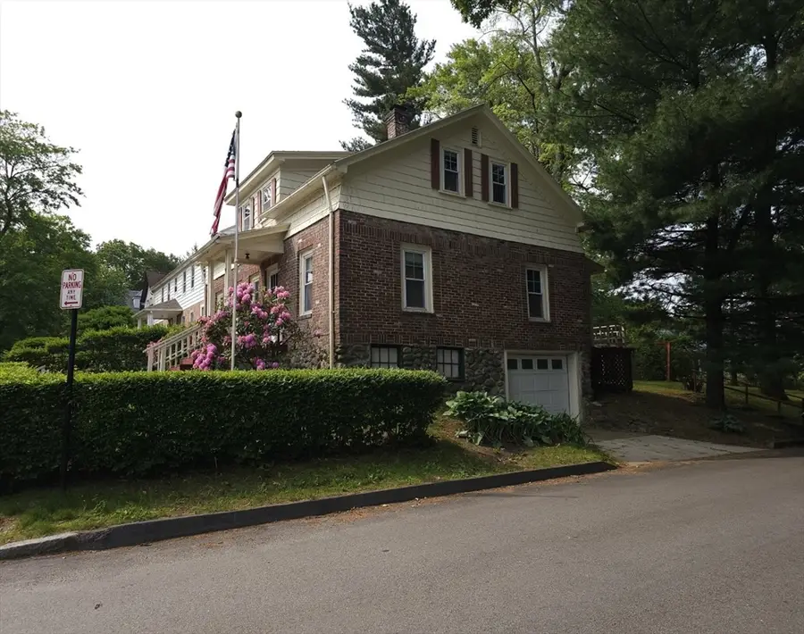 45 Circuit Ave E, Worcester, MA 01603 - #2
