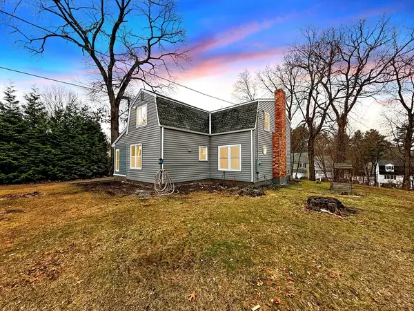 21 Burlington Rd, Billerica, MA 01821