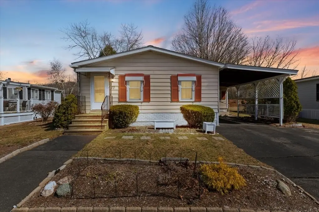 27 Castle Rd #153, Attleboro, MA 02703 - #1