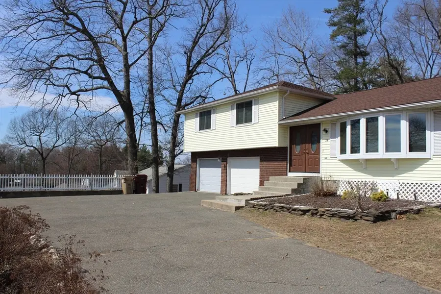 23 Karen Drive, Ludlow, MA 01056 - #3