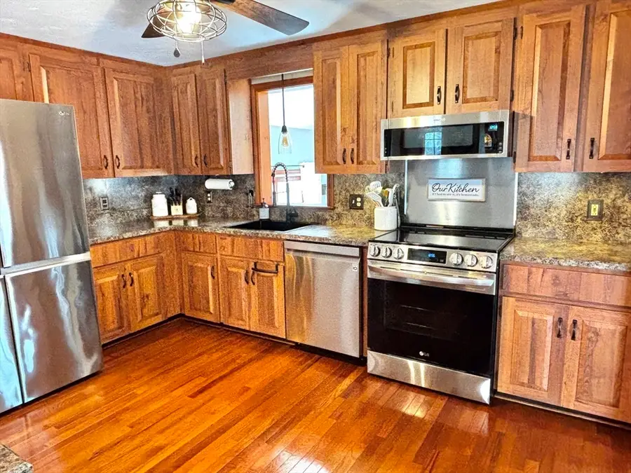 627 School St, Pembroke, MA 02359 - #2