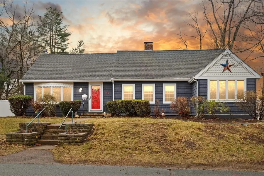 44 Hillview Ave, Holbrook, MA 02343 - #3